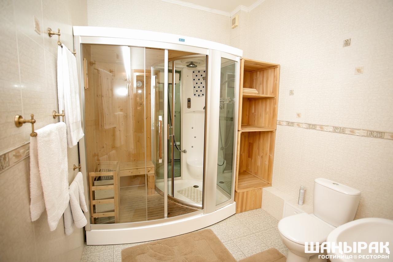 Shanyrak Hotel Temirtau Buitenkant foto